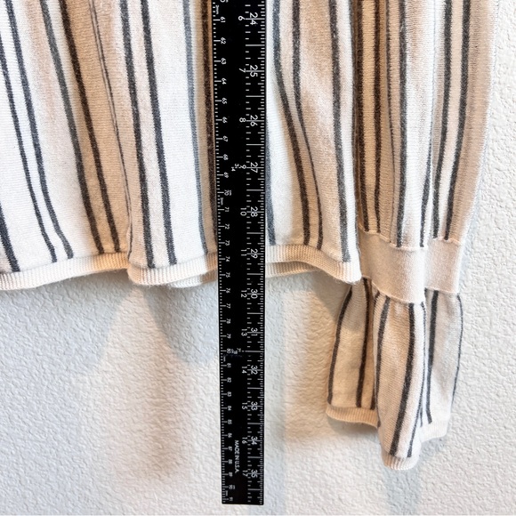 Hinge Striped Sweater Small Long Sleeve Tie Back Cream Gray Knit Preppy Boho - Picture 7 of 9